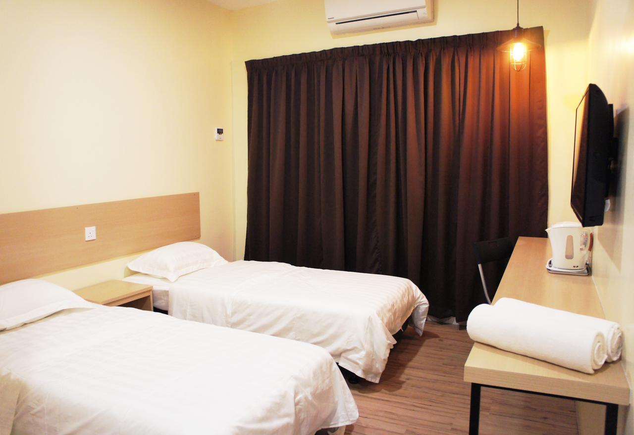 No.31 Maple Inn Simpang Ampat  Exteriér fotografie